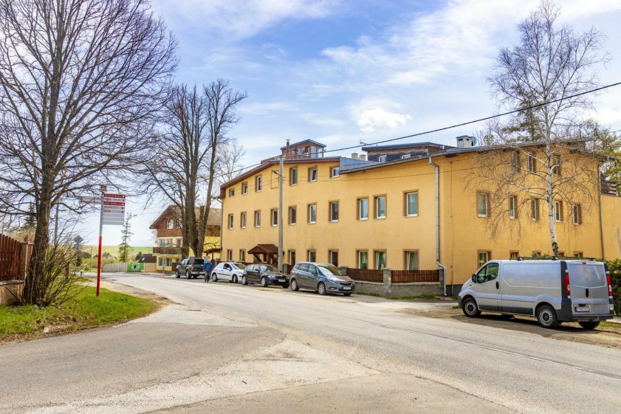 Home Veľký Slavkov Eksteriør bilde