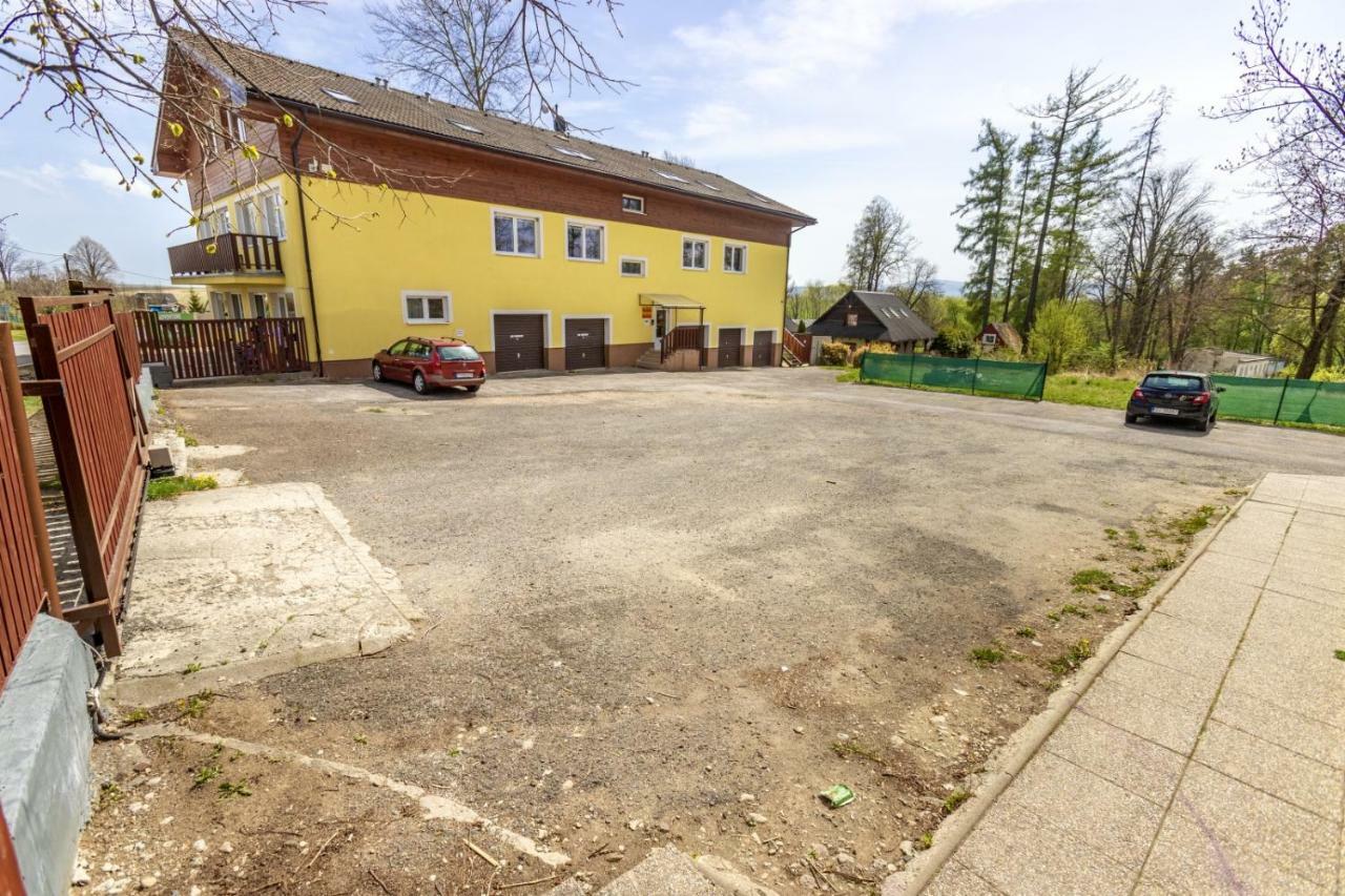 Home Veľký Slavkov Eksteriør bilde